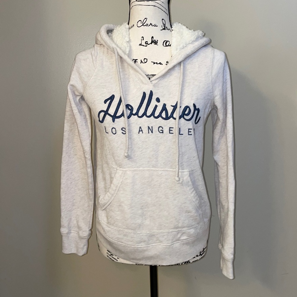 Hollister Los Angeles Pullover Hoodie Womens Size Creme with Fleece Hood